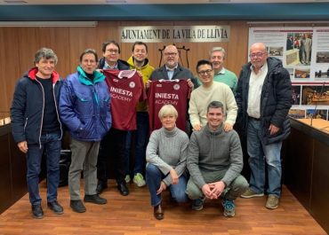 El futbolista Andrés Iniesta organiza en Llívia su primer campus internacional en Cataluña
